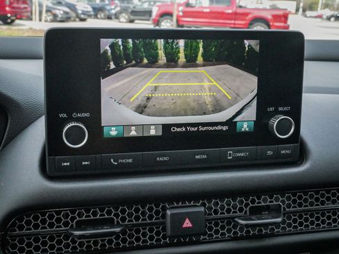 Certified 2025 Honda HR-V Sport image 24