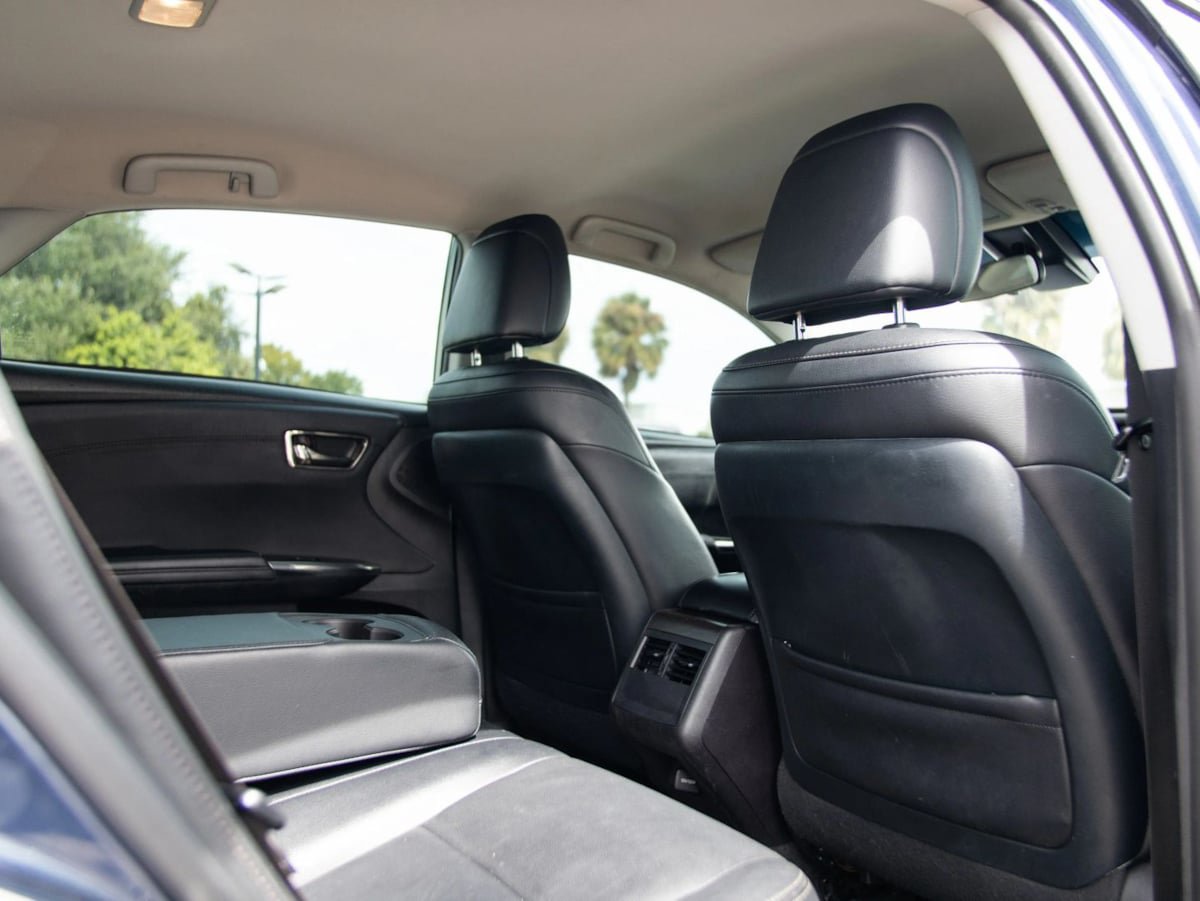 Used 2017 Toyota Avalon XLE w/ Carpet Mat Package FWD image 25