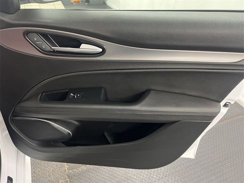 Used 2022 Alfa Romeo Stelvio Veloce image 48