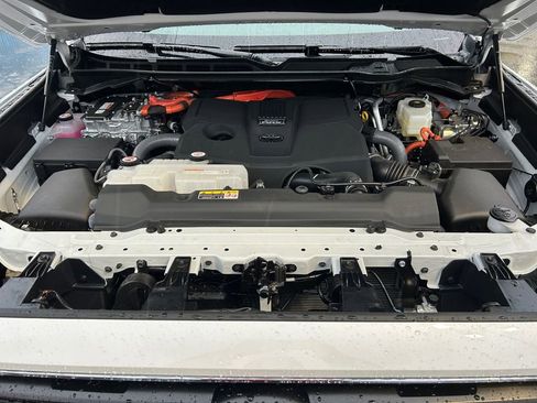 Used 2025 Toyota Sequoia Limited image 30