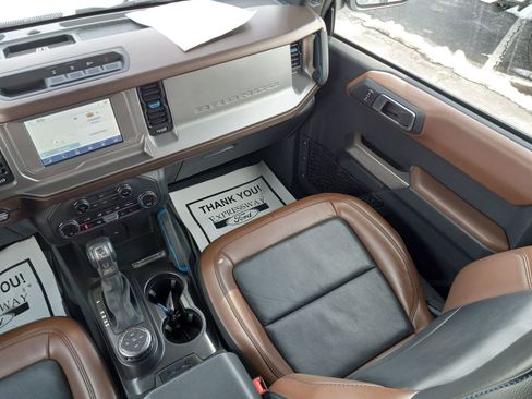 Used 2023 Ford Bronco Outer Banks image 13