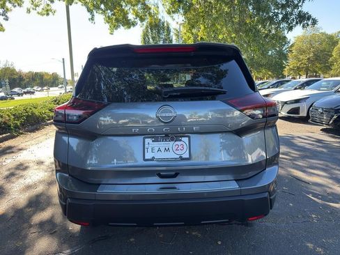 New 2026 Nissan Rogue SV image 5