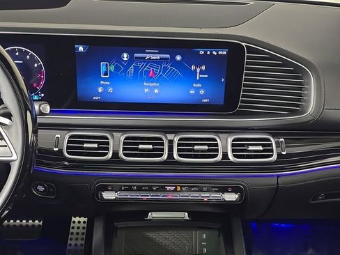 Certified 2026 Mercedes-Benz GLS 580 4MATIC image 20