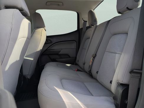 Used 2022 Chevrolet Colorado W/T w/ Custom Special Edition image 31