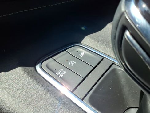 Used 2023 Cadillac Escalade ESV Sport AWD/4WD image 8