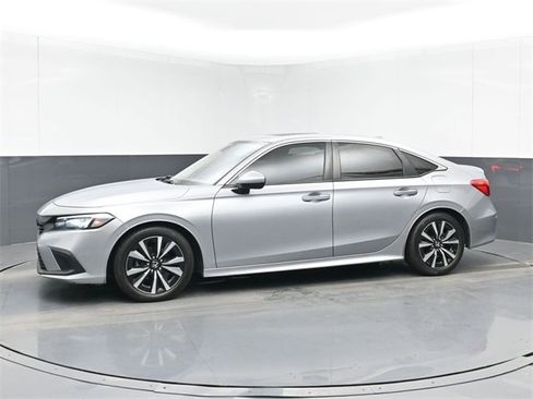 Used 2022 Honda Civic EX image 6