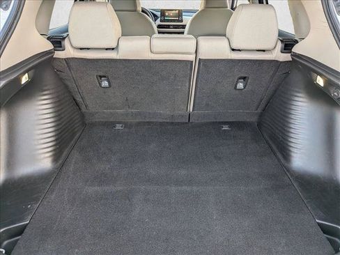 Used 2023 Honda HR-V LX image 6