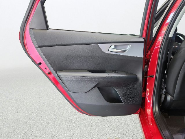 Certified 2023 Kia Forte LXS w/ LXS Technology Package FWD image 20