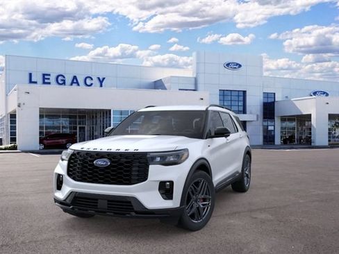 New 2026 Ford Explorer ST-Line w/ ST-Line Street Pack RWD image 2