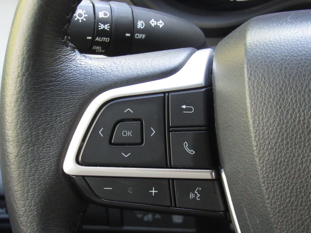 Certified 2023 Toyota Sienna XLE w/ XLE Plus Package AWD/4WD image 29