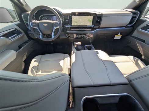 New 2026 Chevrolet Silverado 1500 LT AWD/4WD image 11