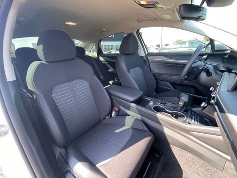 New 2026 Kia K5 LXS image 26