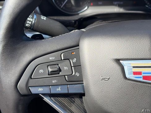 Used 2022 Cadillac XT6 Premium Luxury FWD image 24