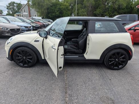 Used 2015 MINI Cooper 2-Door Hardtop FWD image 5