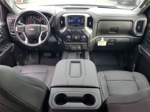 Used 2022 Chevrolet Silverado 1500 LTZ w/ LTZ Premium Package image 10