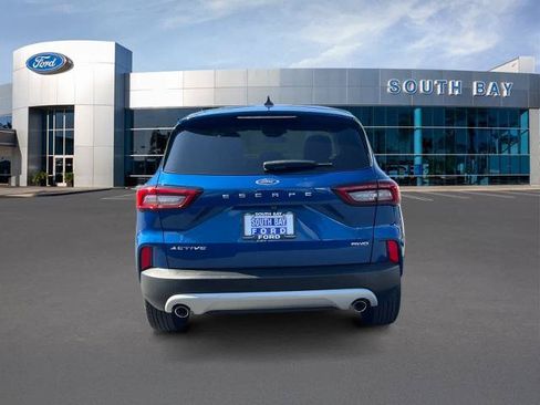 Certified 2023 Ford Escape Active AWD/4WD image 4