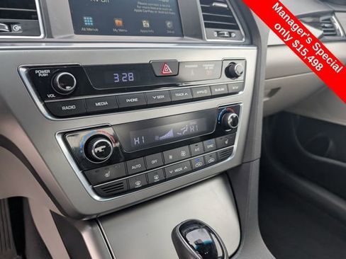 Used 2017 Hyundai Sonata Limited image 22