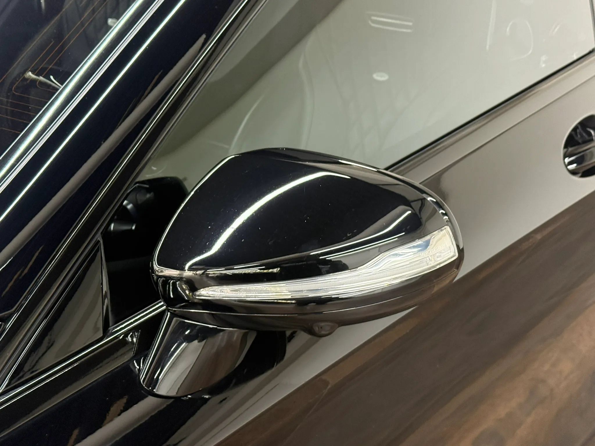 Used 2019 Mercedes-Benz S 560 Cabriolet image 44