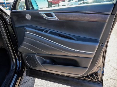 Used 2024 Genesis GV80 2.5T AWD/4WD image 18