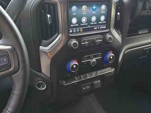 Used 2022 Chevrolet Silverado 1500 RST w/ Z71 Off-Road Package image 12