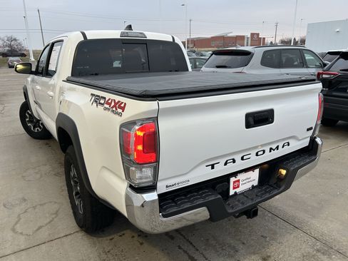 Certified 2023 Toyota Tacoma TRD Off-Road image 4