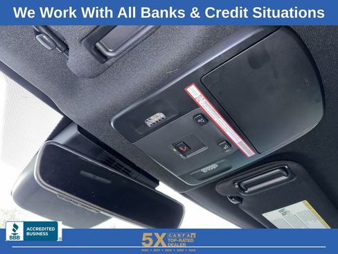 Used 2025 Toyota Camry SE image 24