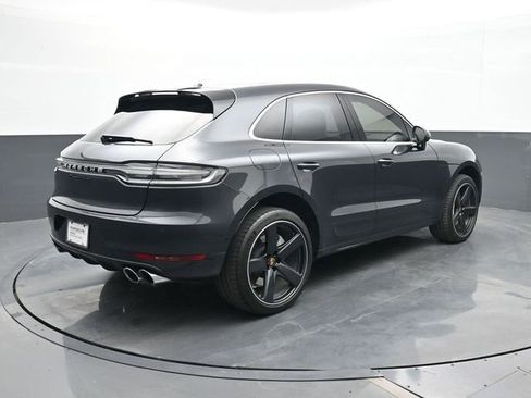 Certified 2021 Porsche Macan Turbo AWD/4WD image 22