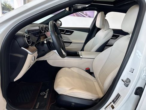 Used 2024 Mercedes-Benz C 300 4MATIC Sedan image 14