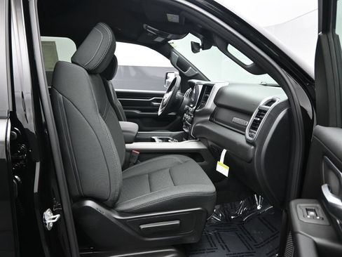 New 2026 RAM 1500 Big Horn w/ Night Edition AWD/4WD image 26