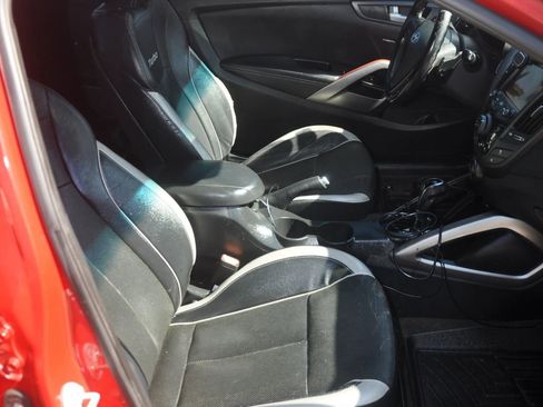 Used 2013 Hyundai Veloster Turbo image 14