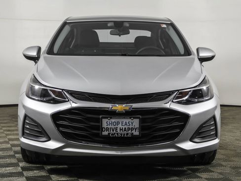 Used 2019 Chevrolet Cruze LT image 10