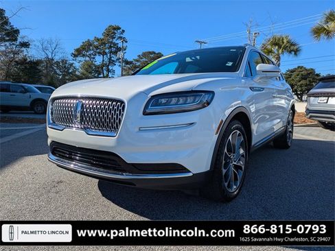 Used 2022 Lincoln Nautilus Reserve image 7