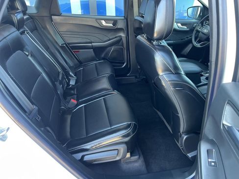 Used 2025 Ford Escape Platinum w/ Class II Trailer Tow Package image 22