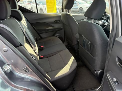 Used 2024 Nissan Kicks S image 21