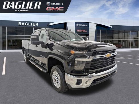 Used 2024 Chevrolet Silverado 2500 LT image 1