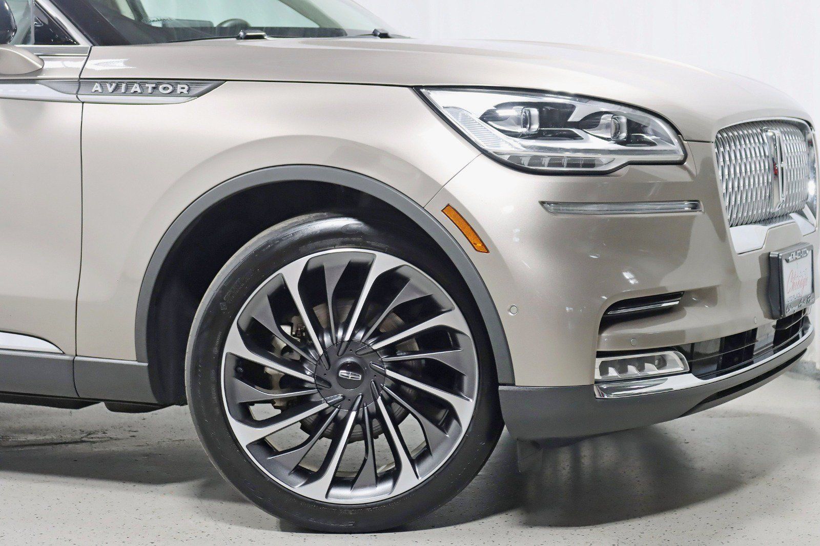 Used 2020 Lincoln Aviator Reserve w/ Equipment Group 202A AWD/4WD image 5