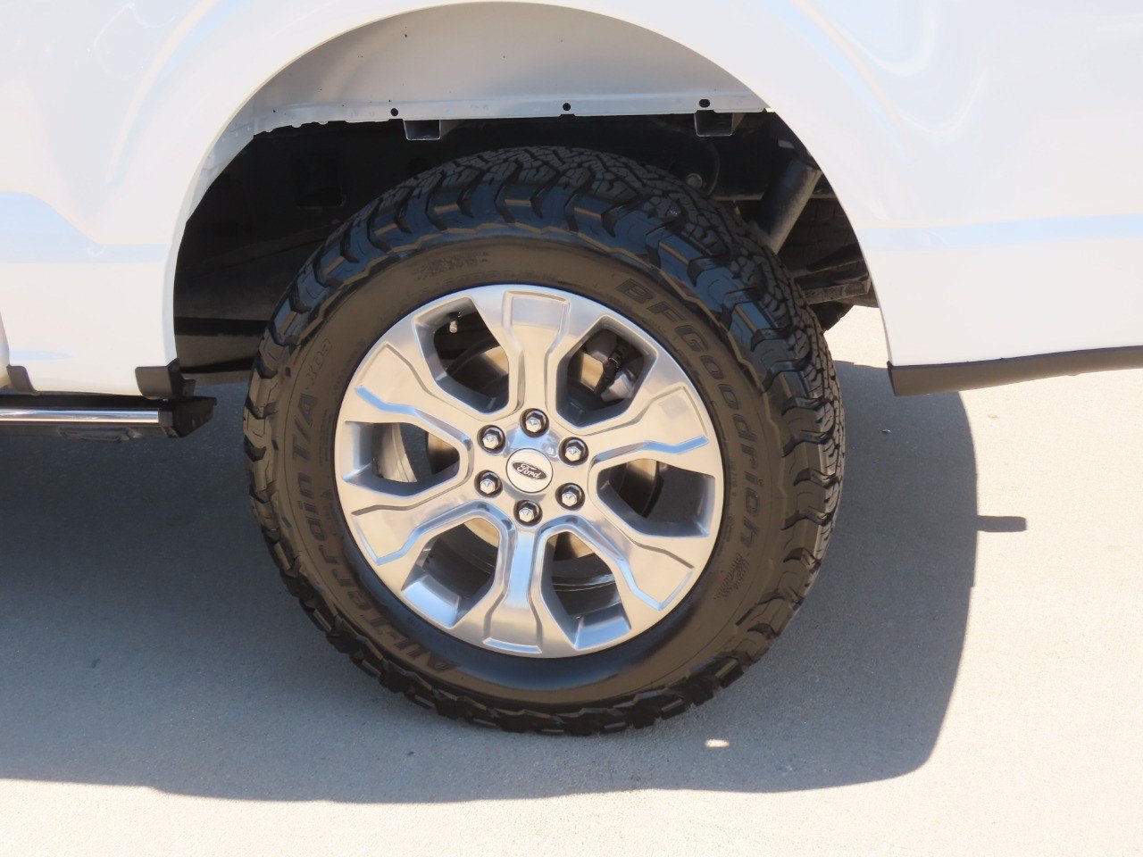 Used 2023 Ford F150 Platinum w/ Equipment Group 701A High AWD/4WD image 17
