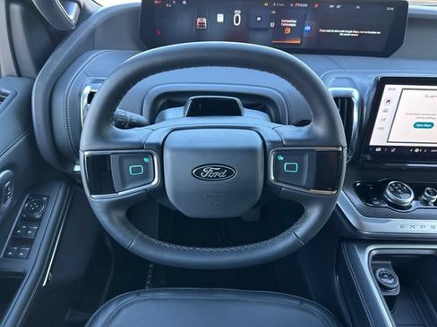 New 2026 Ford Expedition Max Platinum w/ Stealth Performance Package AWD/4WD image 15
