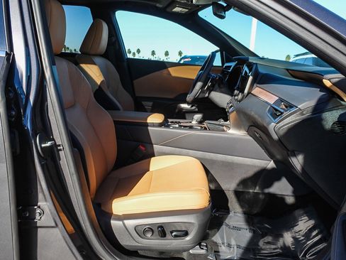 Used 2025 Lexus RX 350h image 17