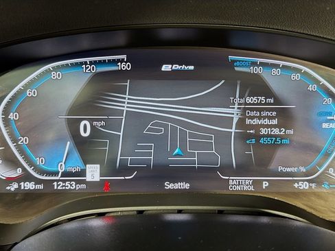 Used 2023 BMW 530e RWD image 31