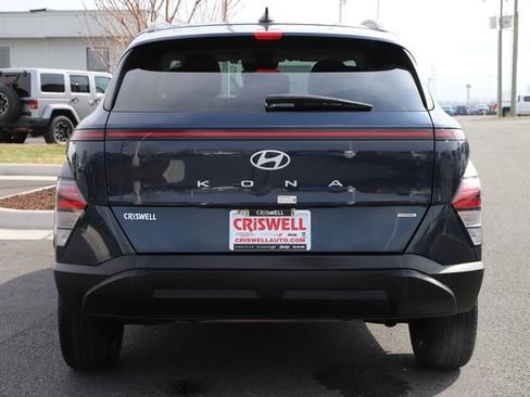 Used 2025 Hyundai Kona SEL image 5