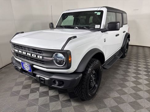 New 2026 Ford Bronco Big Bend w/ Black Diamond Package AWD/4WD image 5