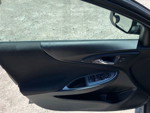 Used 2022 Chevrolet Malibu LT FWD image 15