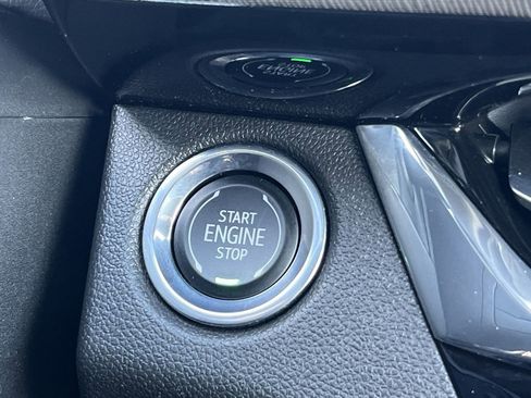 Used 2025 Buick Envista Avenir image 9