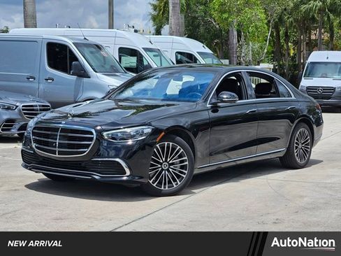 Used 2023 Mercedes-Benz S 500 4MATIC image 1