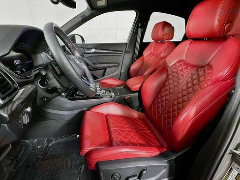 Used 2023 Audi SQ5 Prestige w/ Prestige Package image 18