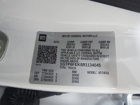 Used 2024 GMC Canyon Denali AWD/4WD image 28