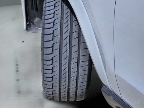 Certified 2024 Mercedes-Benz GLS 450 4MATIC image 33