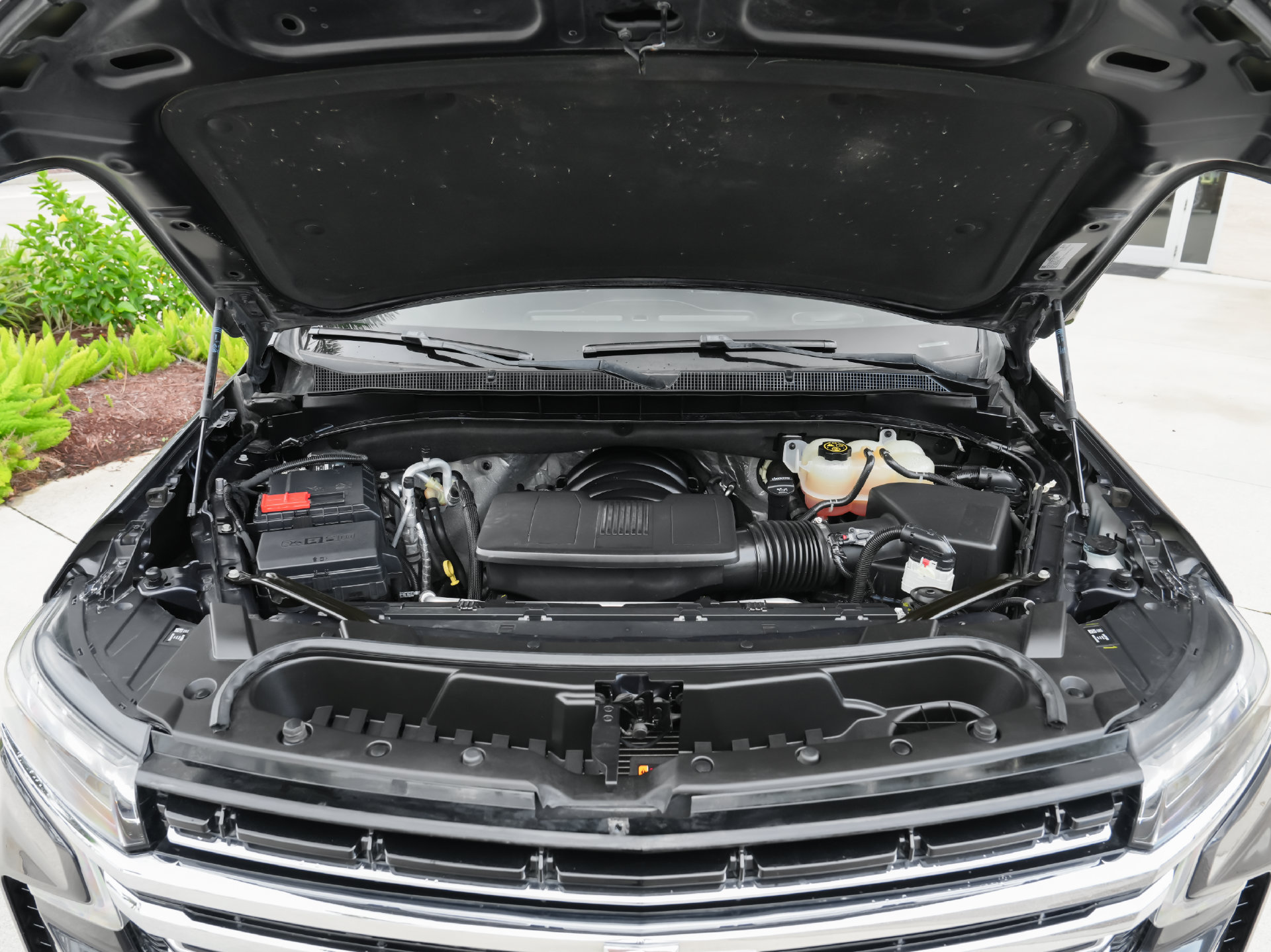 Used 2023 Chevrolet Tahoe LT AWD/4WD image 45