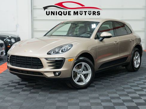 Used 2017 Porsche Macan AWD/4WD image 1